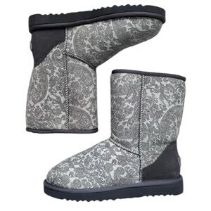 NWT UGG Women's Classic Short Gray Paisley Boots